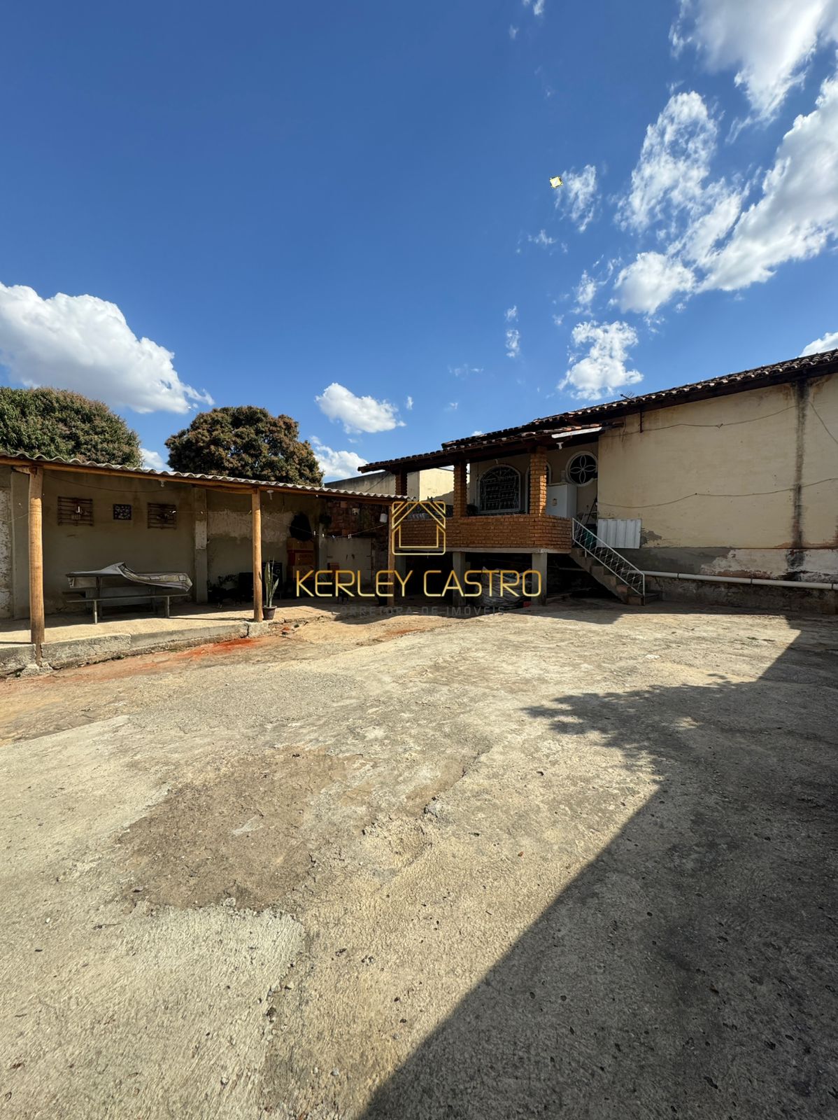 Vendo Casa no bairro JK