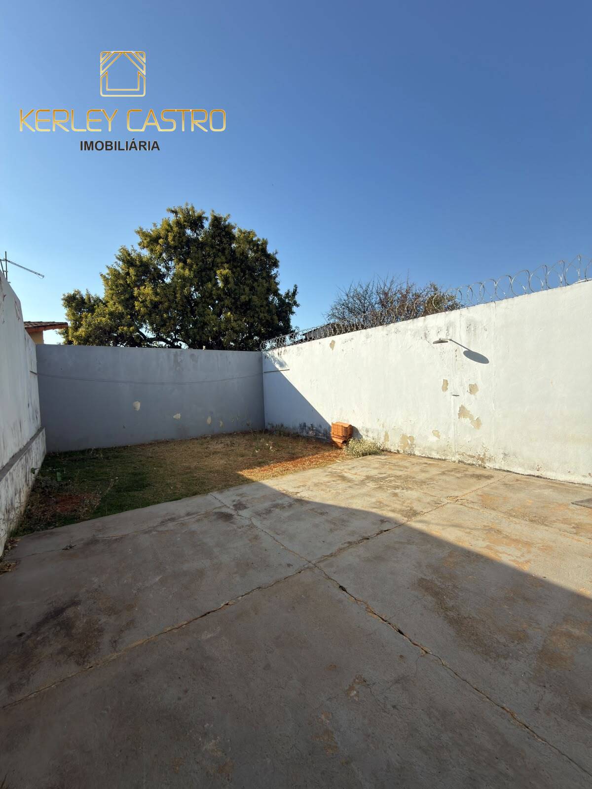 VENDO LINDA CASA NO BAIRRO JK - Sete Lagoas, MG!
