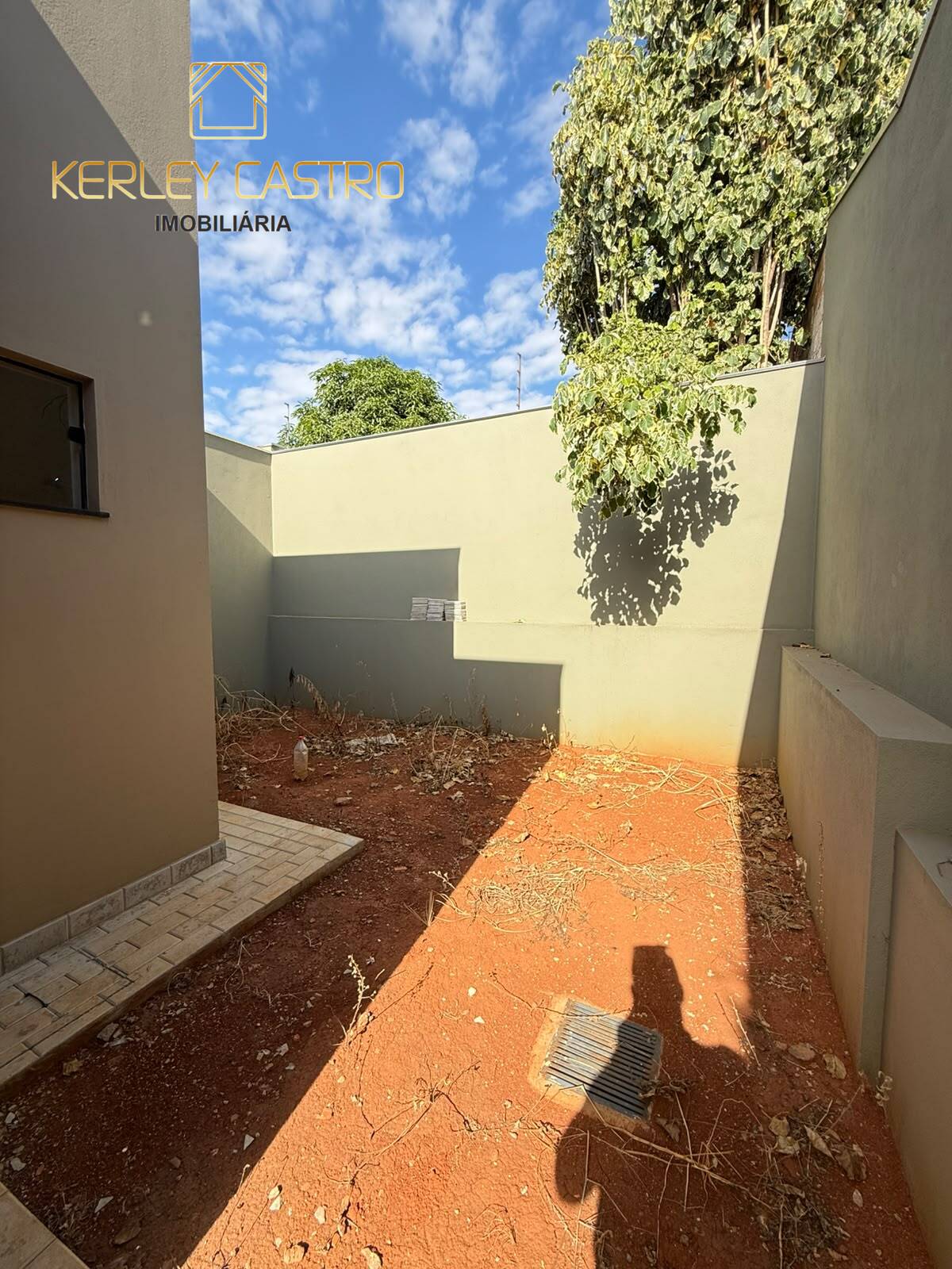 VENDO LINDA CASA NO BAIRRO MORRO DO CLARO- Sete Lagoas, MG!