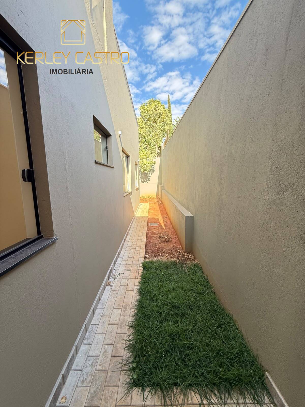 VENDO LINDA CASA NO BAIRRO MORRO DO CLARO- Sete Lagoas, MG!