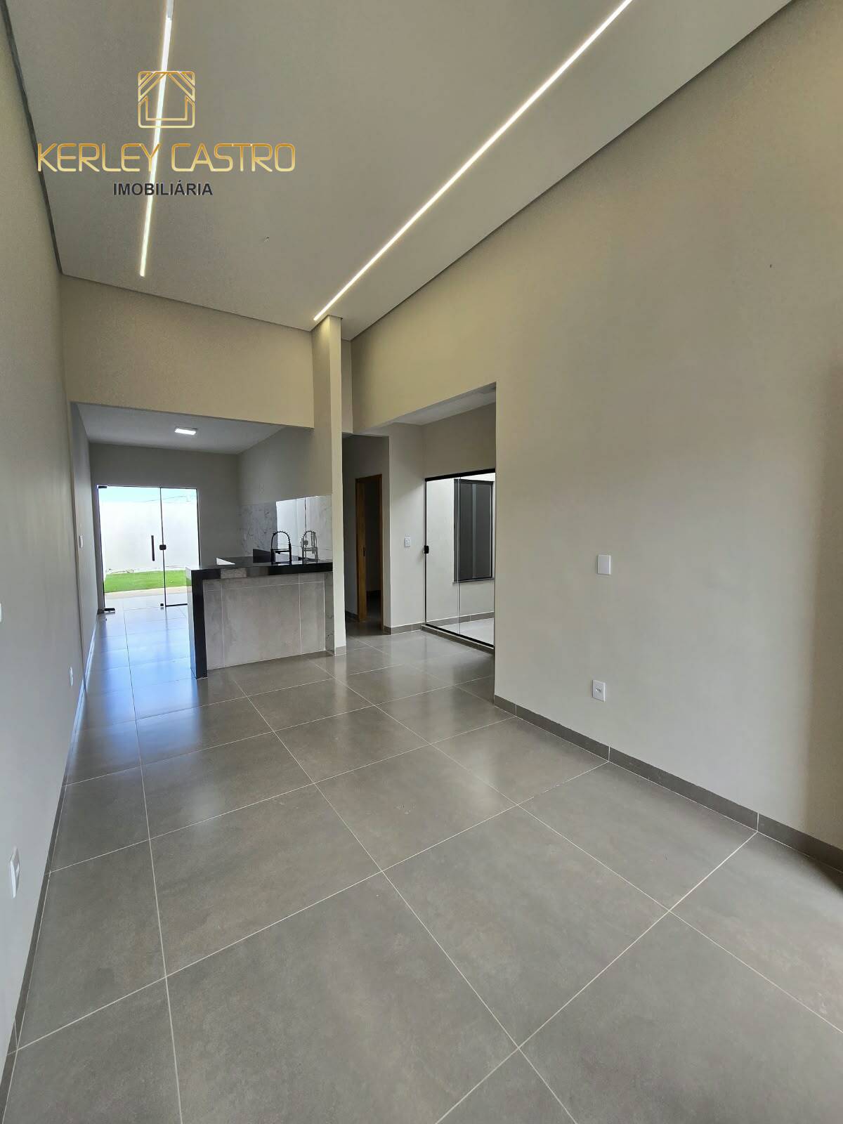 VENDO LINDA CASA NO BAIRRO NOVA SERRANA - Sete Lagoas, MG!