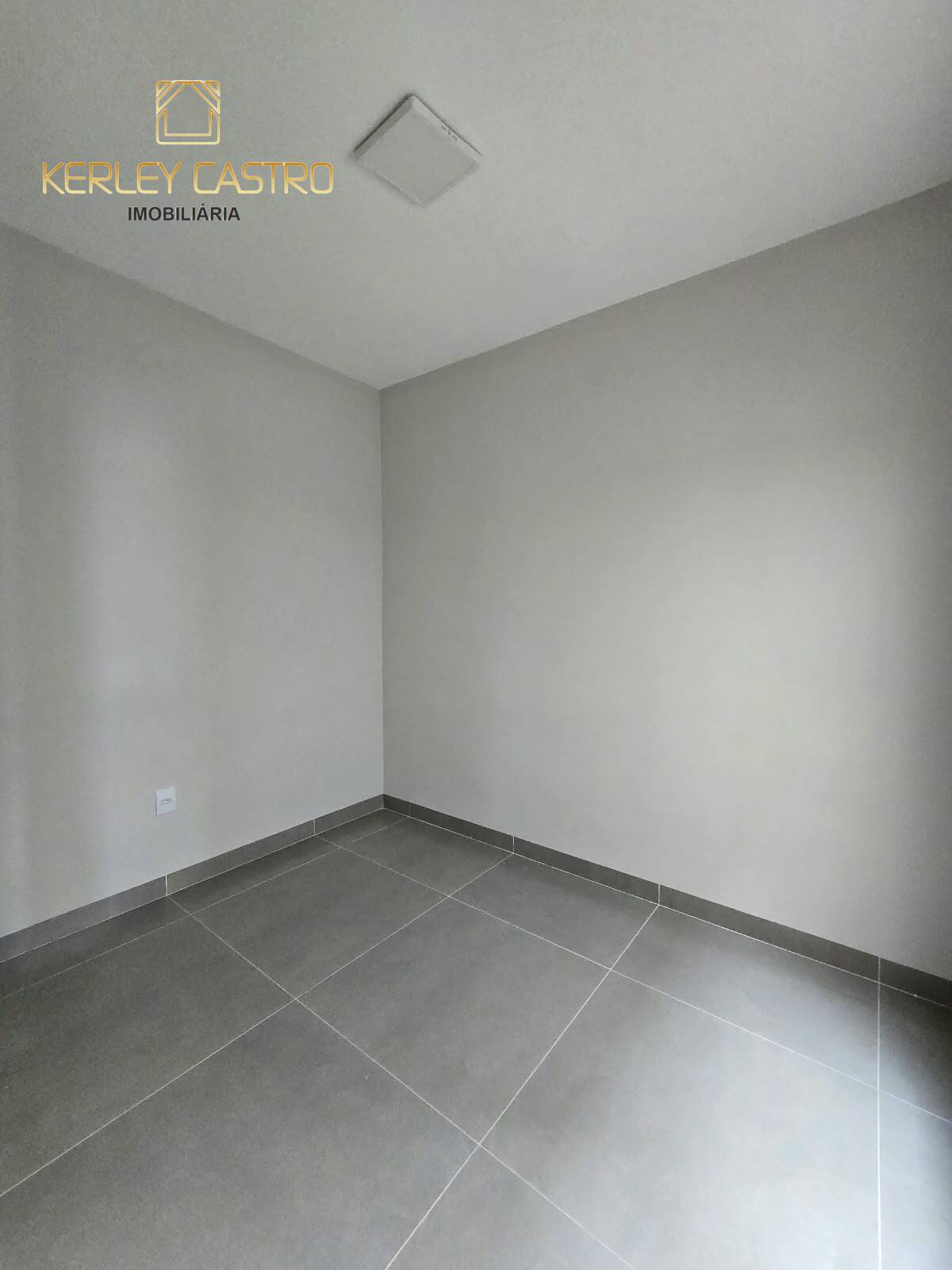 VENDO LINDA CASA NO BAIRRO NOVA SERRANA - Sete Lagoas, MG! VENDO LINDA CASA NO BAIRRO NOVA SERRANA - Sete Lagoas, MG!