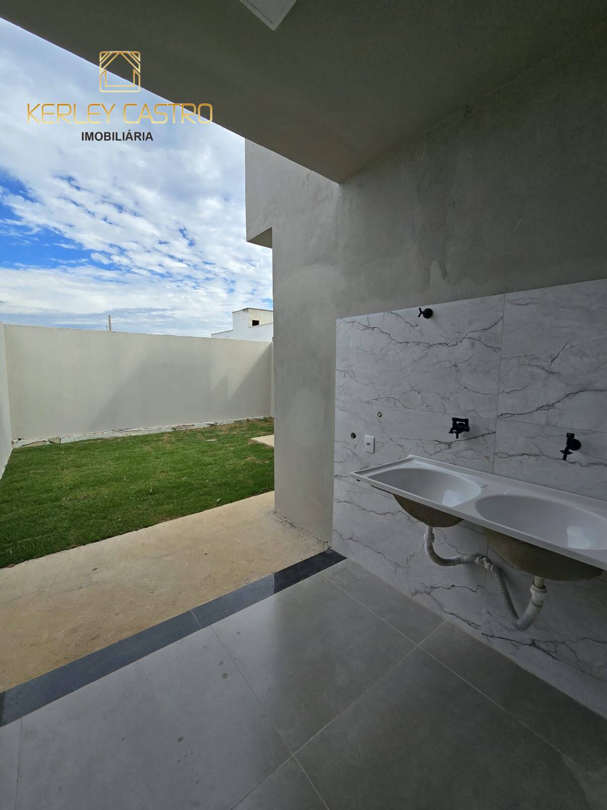 VENDO LINDA CASA NO BAIRRO NOVA SERRANA - Sete Lagoas, MG! VENDO LINDA CASA NO BAIRRO NOVA SERRANA - Sete Lagoas, MG!