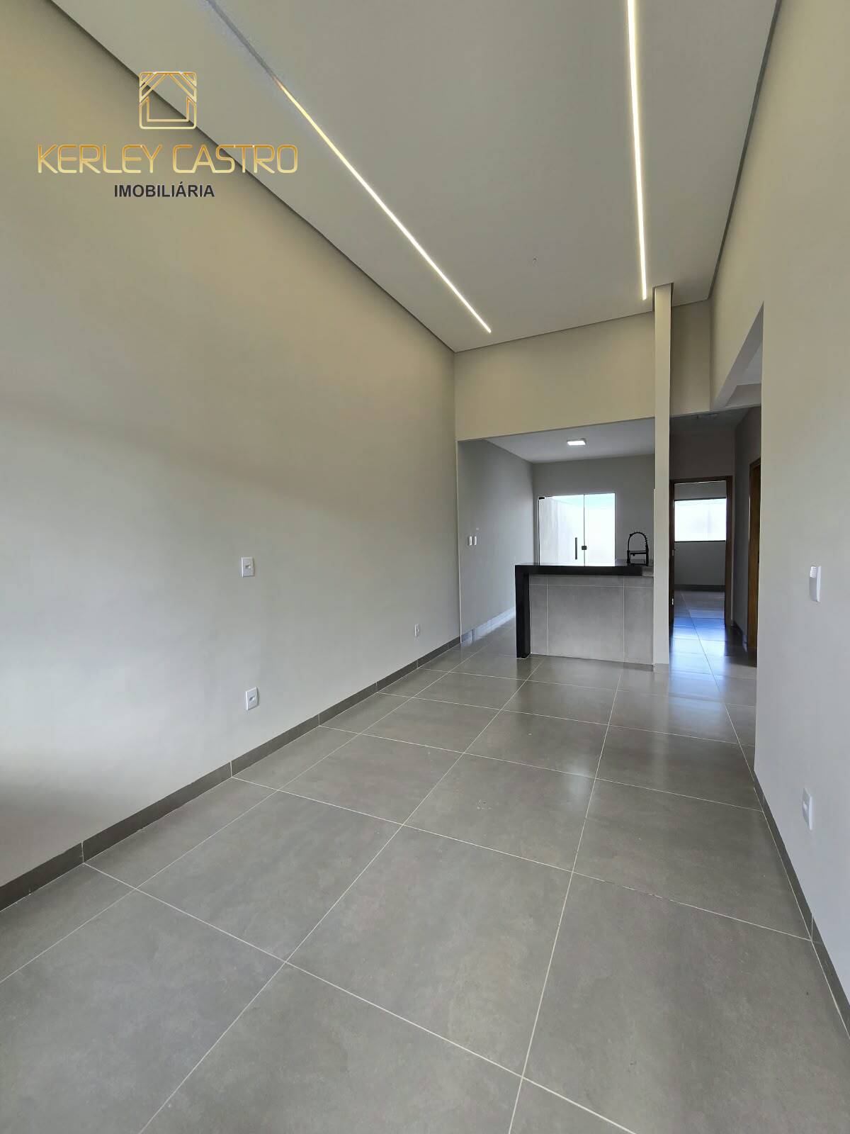VENDO LINDA CASA NO BAIRRO NOVA SERRANA - Sete Lagoas, MG!