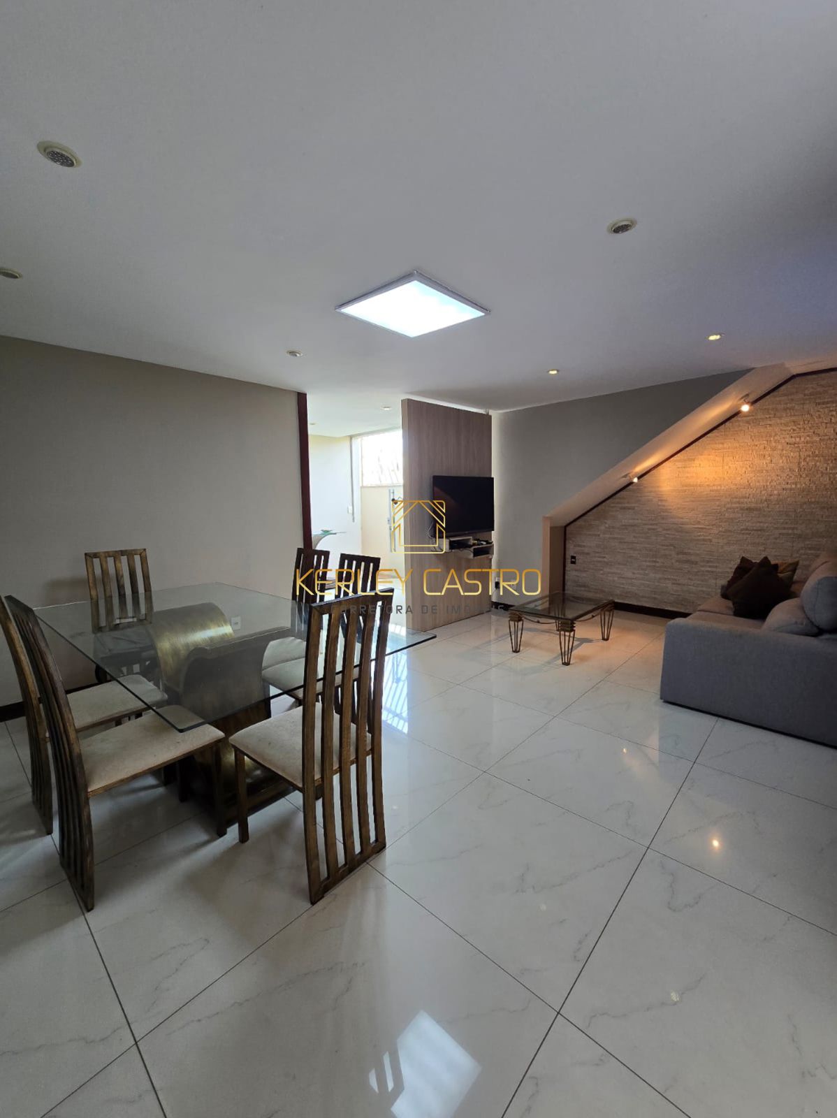 VENDO  CASA DE ALTO PADRÃO - NOSSA SENHORA DAS GRAÇAS-Sete Lagoas, MG