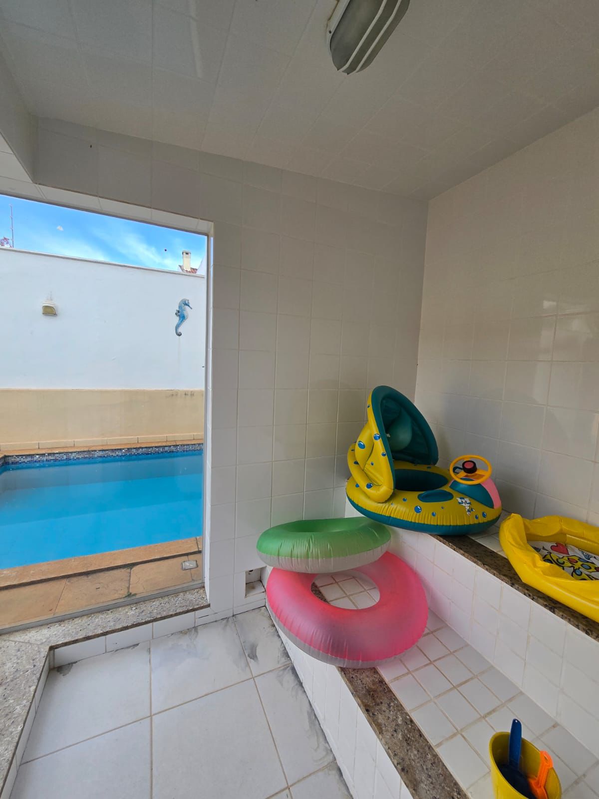 VENDO LINDA CASA PERTO DA LAGOA DO CERCADINHO- Sete Lagoas, MG! VENDO LINDA CASA PERTO DA LAGOA DO CERCADINHO- Sete Lagoas, MG!