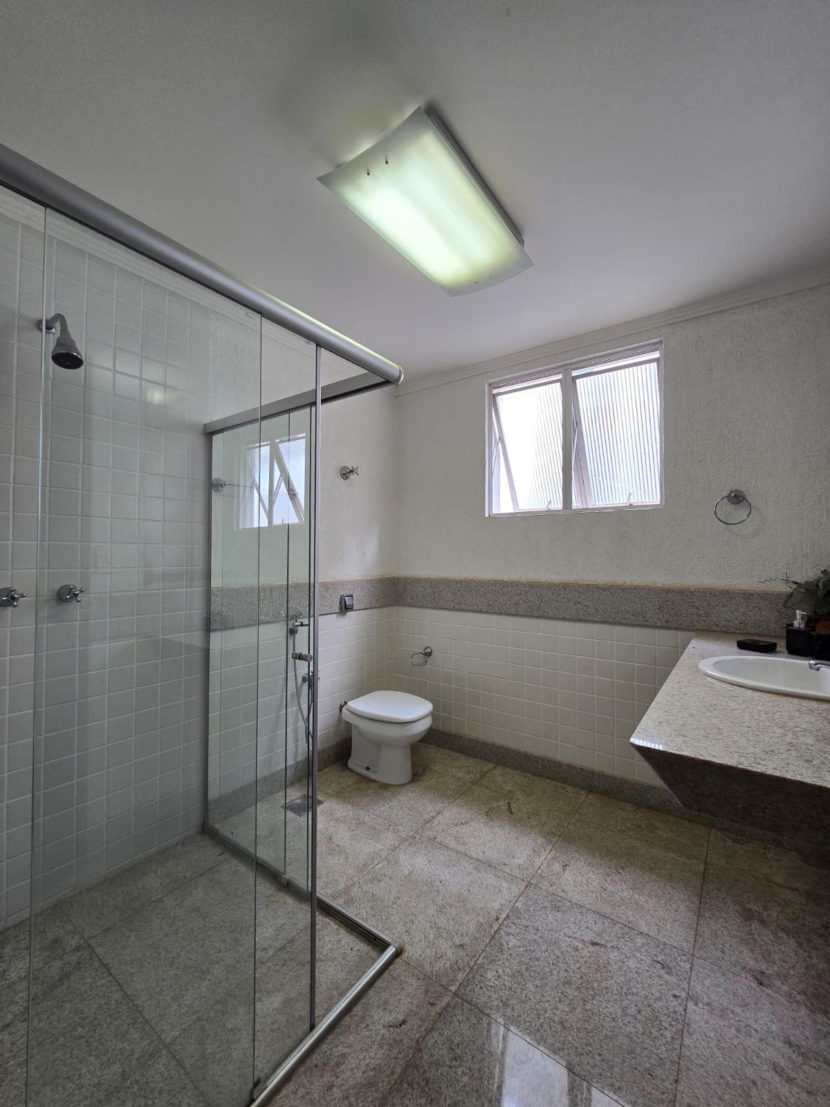 VENDO LINDA CASA PERTO DA LAGOA DO CERCADINHO- Sete Lagoas, MG! VENDO LINDA CASA PERTO DA LAGOA DO CERCADINHO- Sete Lagoas, MG!