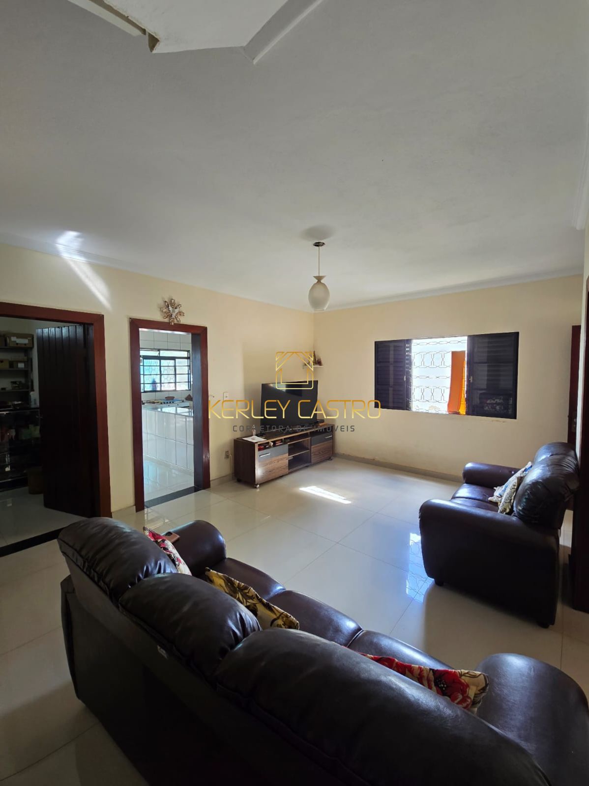 VENDO CASA C/ 03 QUARTOS/SUIÍTE-SÃO JOÃO-Sete Lagoas, Mg!