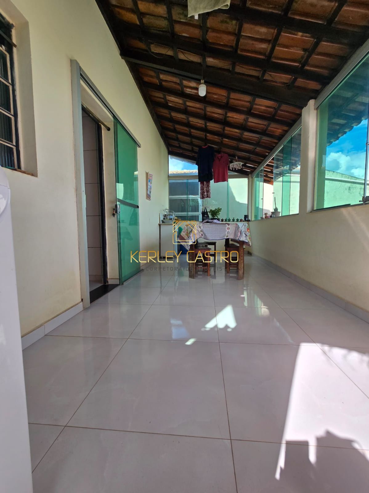 VENDO CASA C/ 03 QUARTOS/SUIÍTE-SÃO JOÃO-Sete Lagoas, Mg!