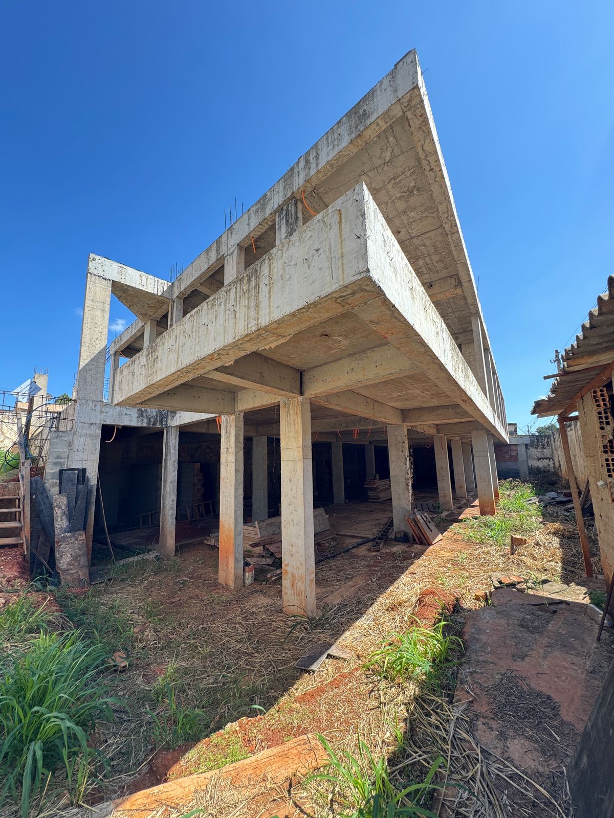 Vendo Imóvel Comercial - Nossa Senhora das Graças - Sete Lagos, MG!