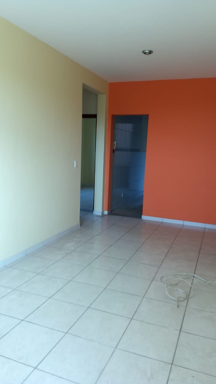 VENDO-APTO NO TERREO, NO BAIRRO CARMO-Sete Lagoas,MG!