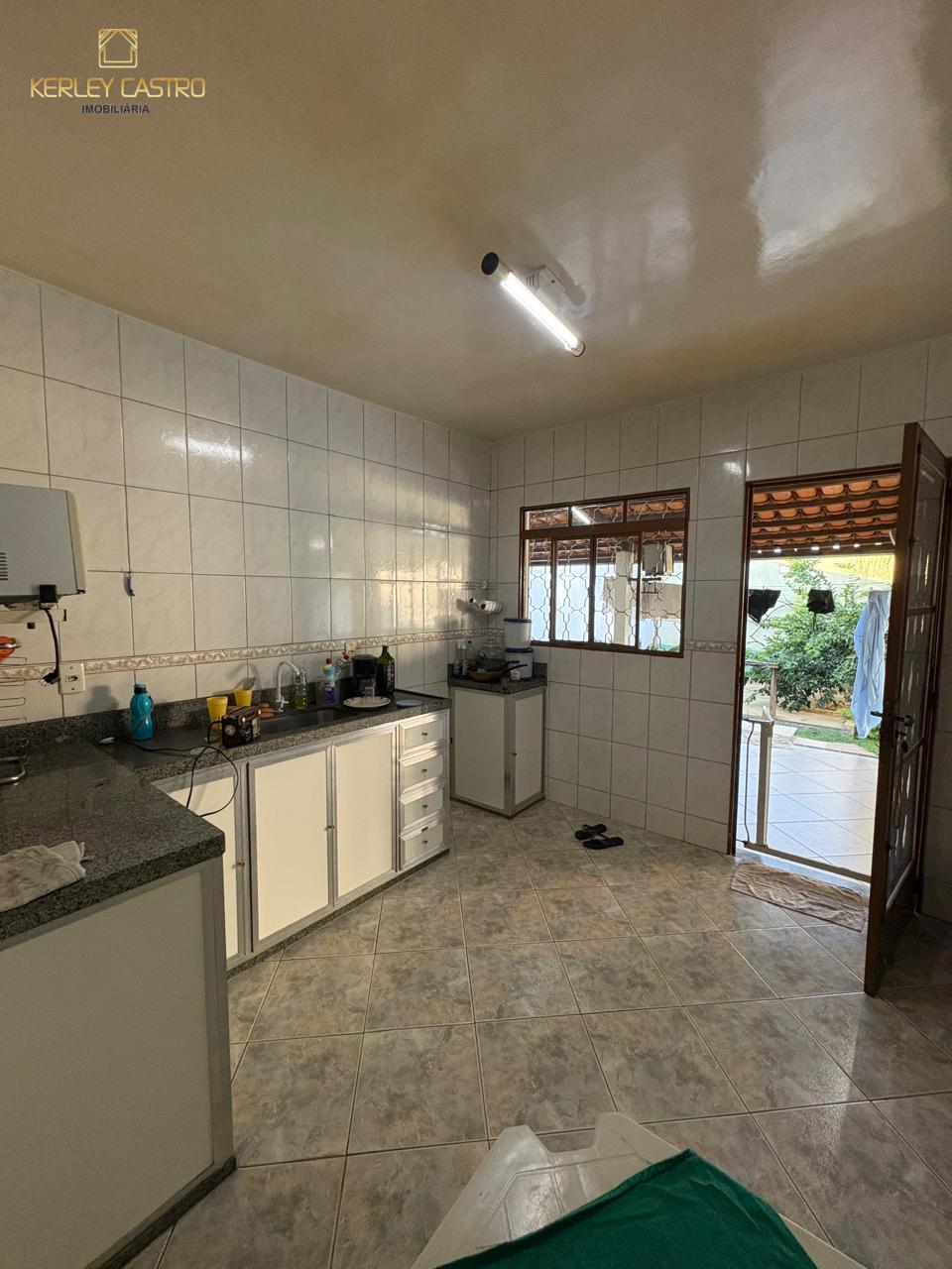 ALUGO LINDA CASA COM PONTO COMERCIAL NO BAIRRO NOVA CIDADE - Sete Lagoas, MG! ALUGO LINDA CASA COM PONTO COMERCIAL NO BAIRRO NOVA CIDADE - Sete Lagoas, MG!