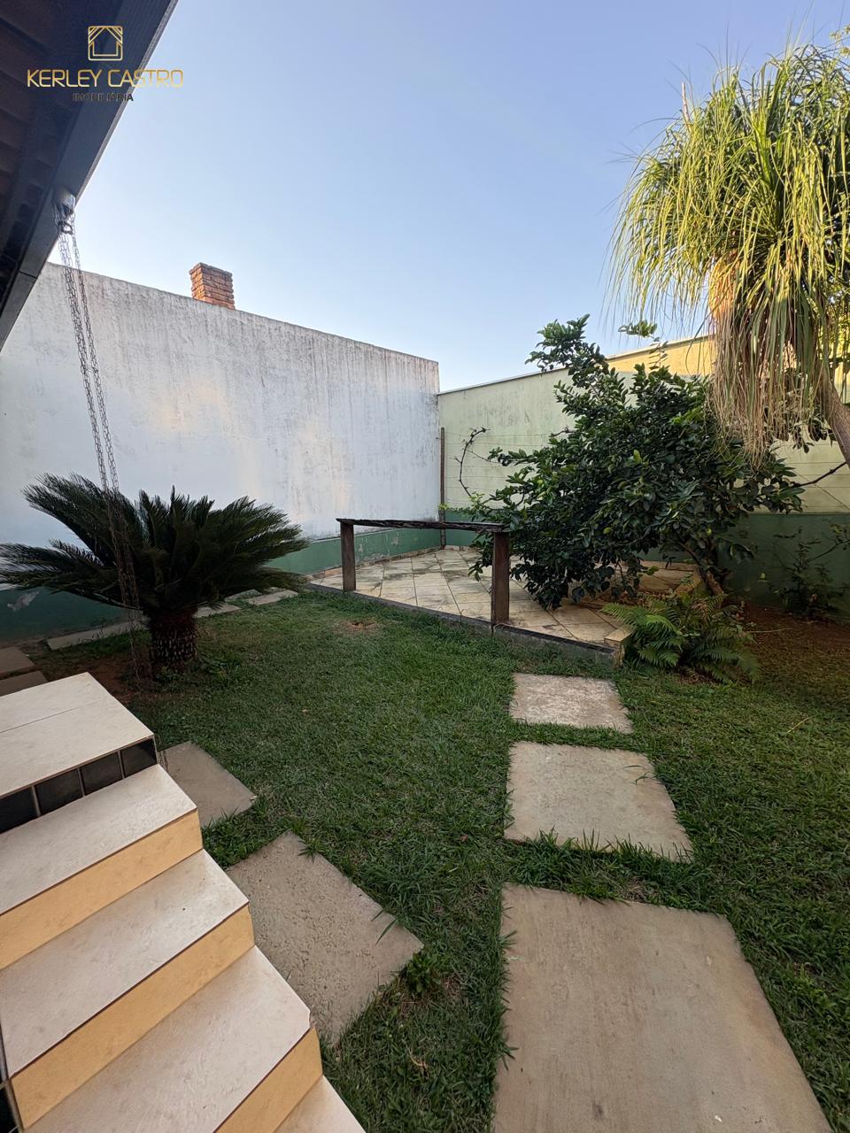 ALUGO LINDA CASA COM PONTO COMERCIAL NO BAIRRO NOVA CIDADE - Sete Lagoas, MG! ALUGO LINDA CASA COM PONTO COMERCIAL NO BAIRRO NOVA CIDADE - Sete Lagoas, MG!